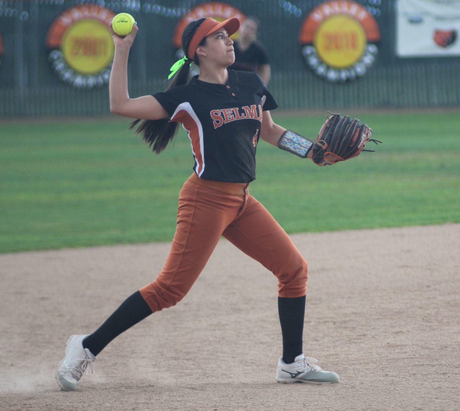 Kingsburg defeats Selma